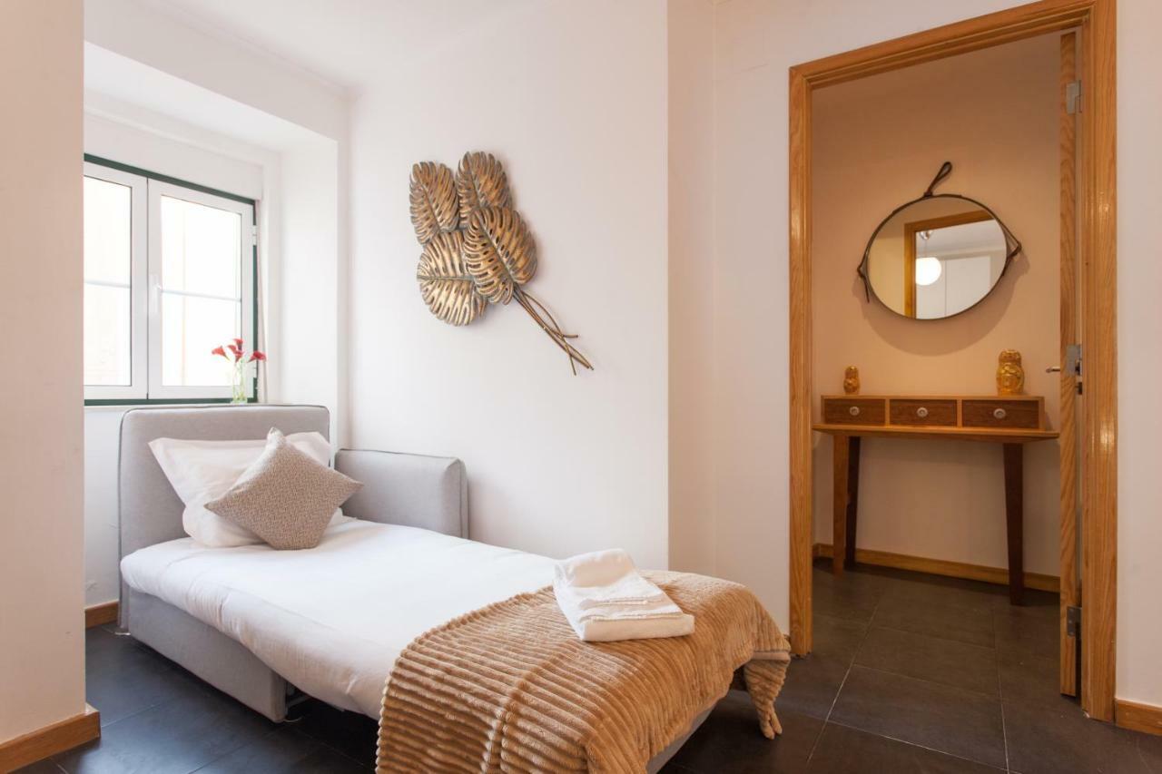 Martim Moniz Studio Apartments - By Lu Holidays Lisboa Екстериор снимка